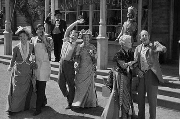 The Matchmaker (1958) - photo 4