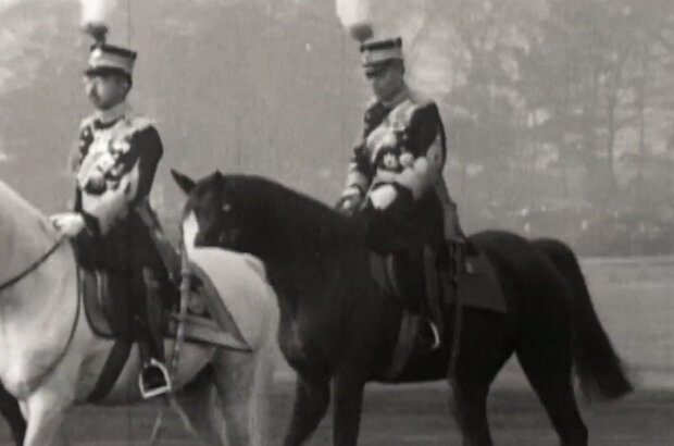 White Light/Black Rain: The Destruction of Hiroshima and Nagasaki (2007) - photo 3
