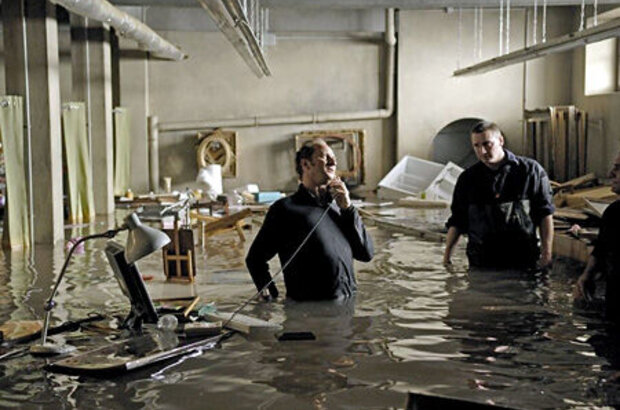 Two Worlds (2007) - photo 5
