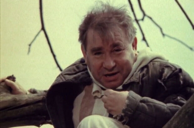 A Gun with Silencer (1993) - photo 2