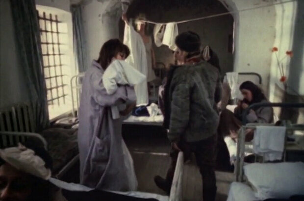 A Gun with Silencer (1993) - photo 1