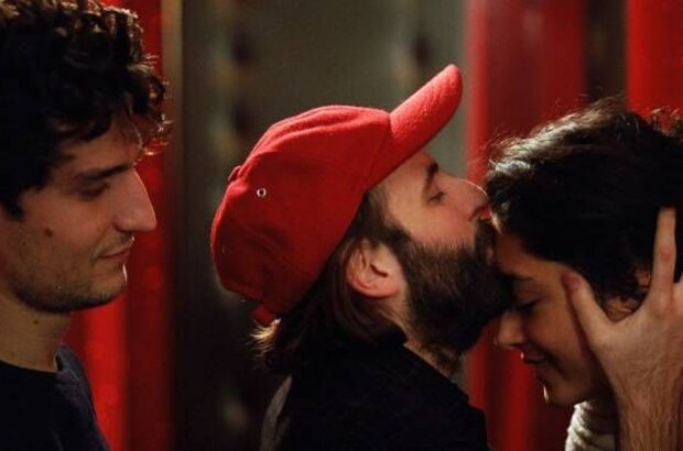 Two Friends (2015) - photo 2