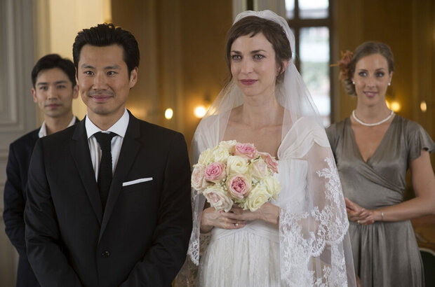 Serial (Bad) Weddings (2014) - photo 8