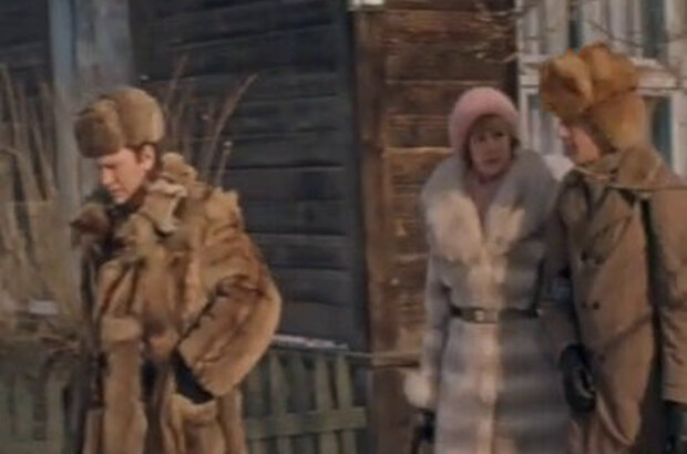 Only two (1976) - photo 3