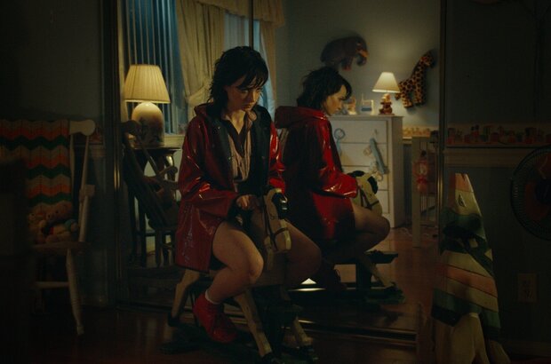 At the Devil's door (2014) - photo 1