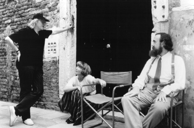 Carrington (1995) - photo 4