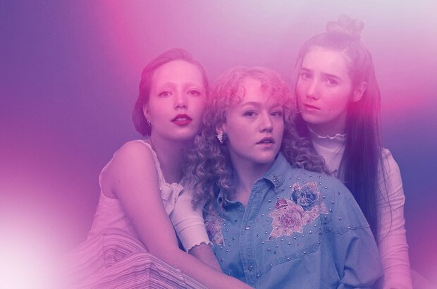 Girl Picture (2022) - photo 1
