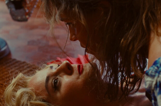 The Balconettes (2024) - photo 3