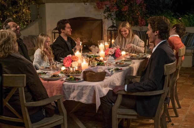 Home Again (2017) - photo 1