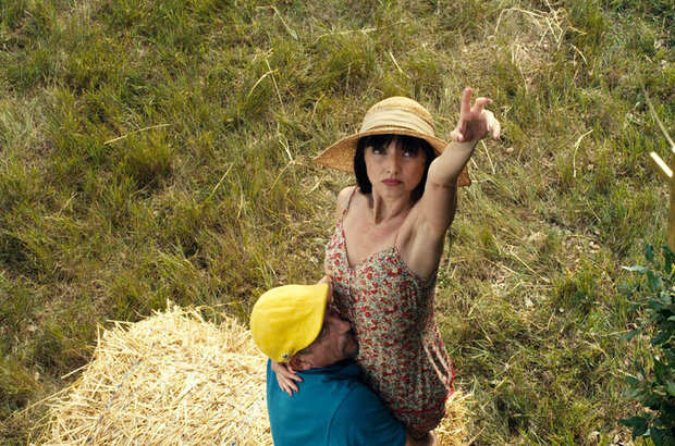 Holidays by the Sea (2011) - photo 6