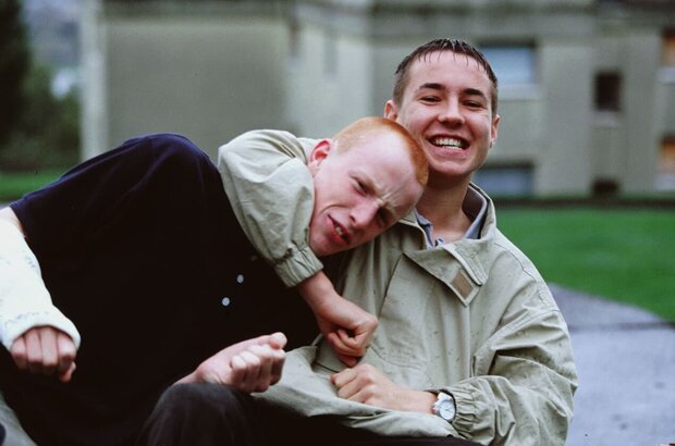 Sweet Sixteen (2002) - photo 1