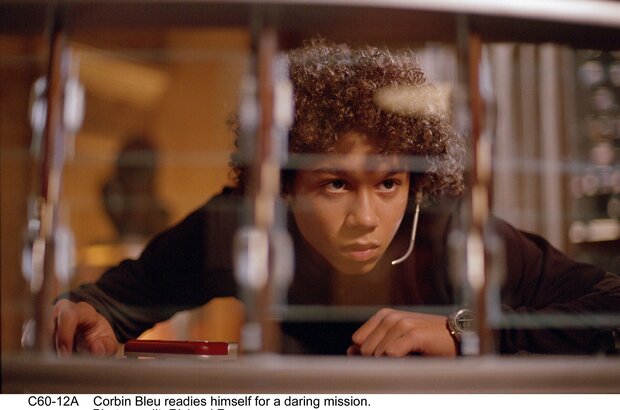 Catch That Kid (2004) - photo 4