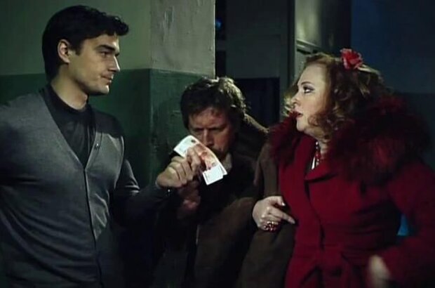 Father Frost always calls ... thrice! (2011) - photo 2