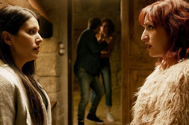 h0us3 (2019) - photo 7