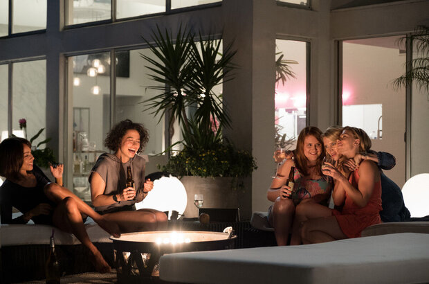 Rough Night (2017) - photo 11