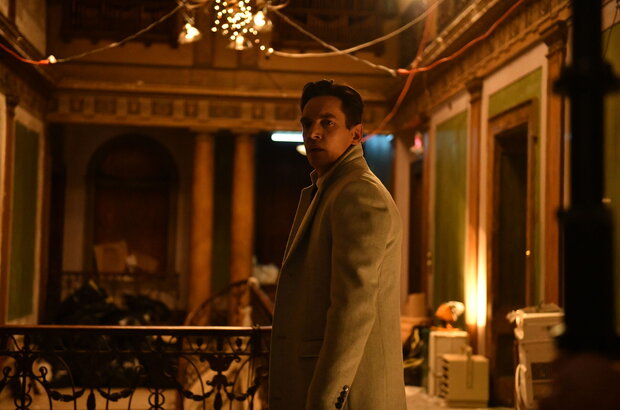 Hide and Seek (2021) - photo 13