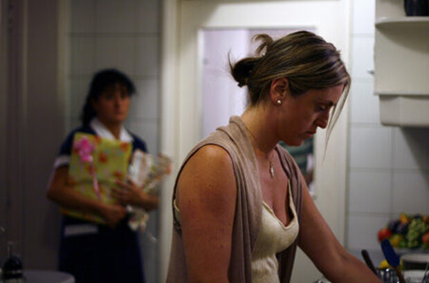 The Maid (2009) - photo 2