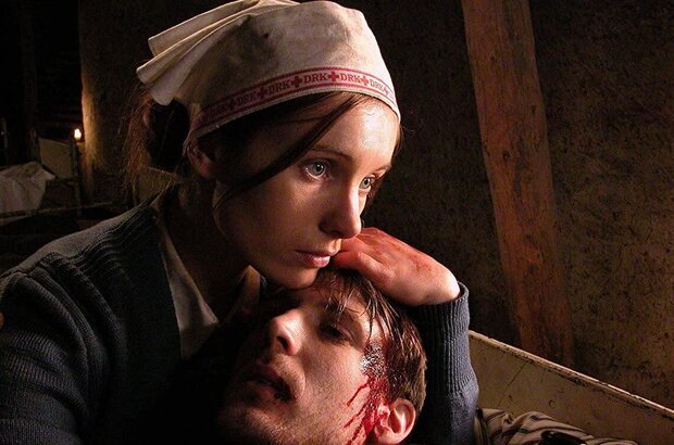 Twin Sisters (2002) - photo 2