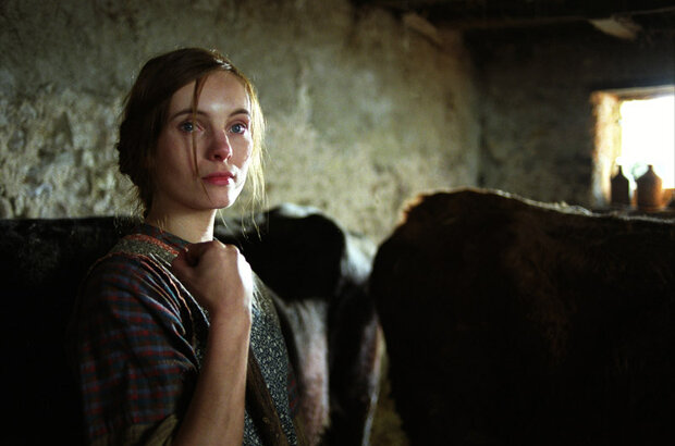 Twin Sisters (2002) - photo 3