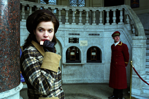 Twin Sisters (2002) - photo 7