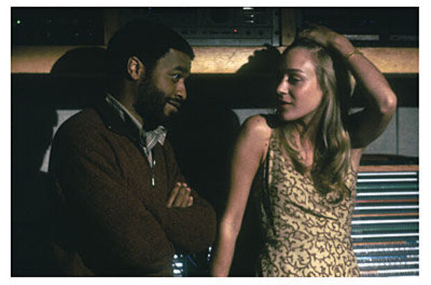 Melinda and Melinda (2004) - photo 1