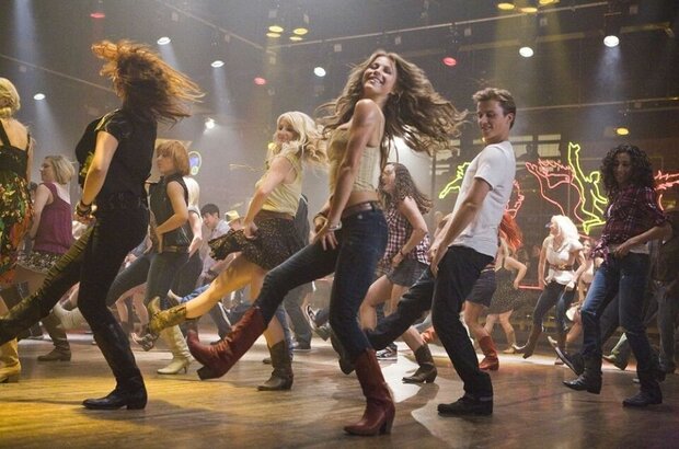 Footloose (2011) - photo 2