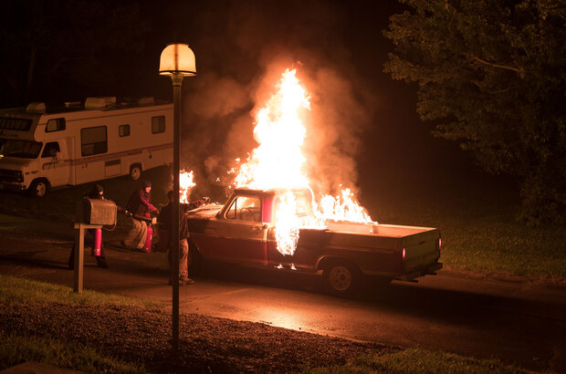 Strangers: Prey at Night (2018) - photo 6