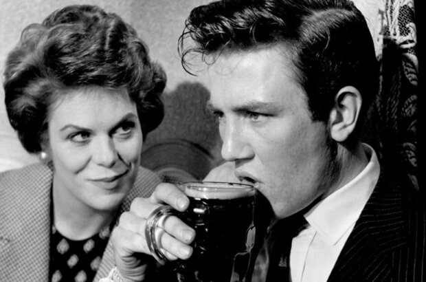 Saturday Night and Sunday Morning (1960) - photo 1