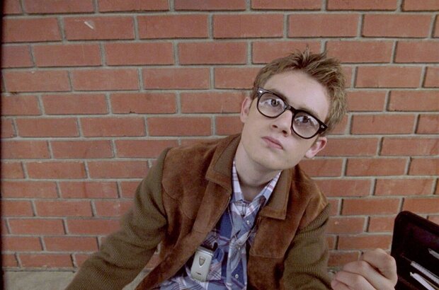 Brick (2005) - photo 4