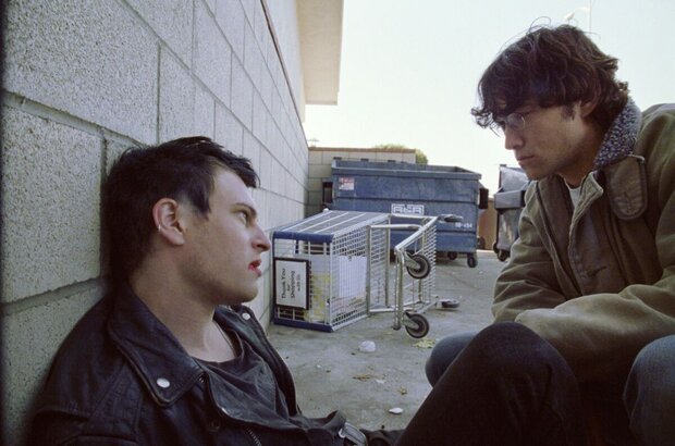 Brick (2005) - photo 6
