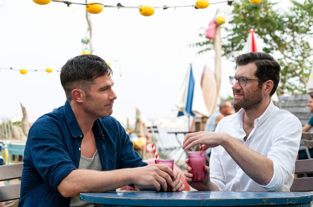 Bros (2022) - photo 1