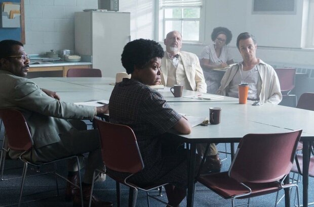 The Best of Enemies (2019) - photo 4