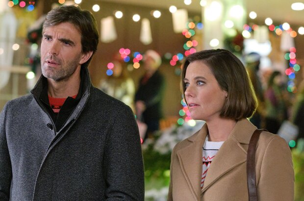 Five More Minutes: Moments Like These (2022) - photo 6