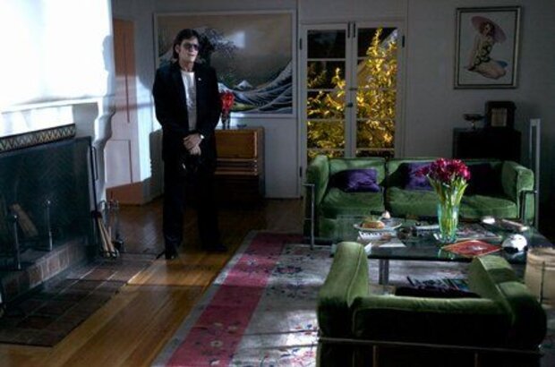 A Glimpse Inside the Mind of Charles Swan III (2012) - photo 10