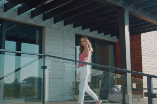 The E-Listers (2020) - photo 5