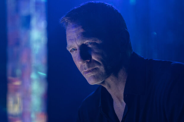 No Time to Die (2021) - photo 3