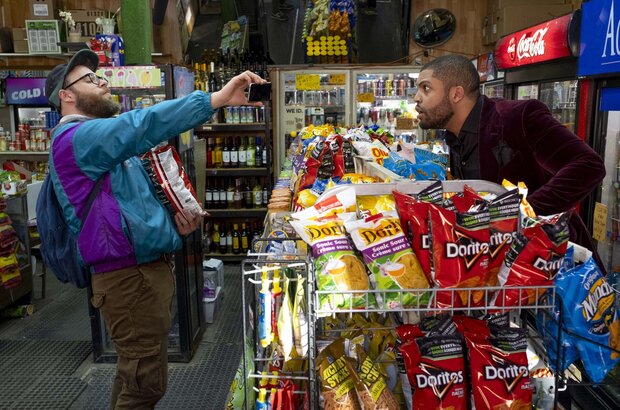 Long Shot (2019) - photo 8