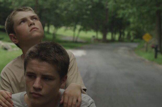 Спрячьте ваши улыбающиеся лица (2013) - фото 1