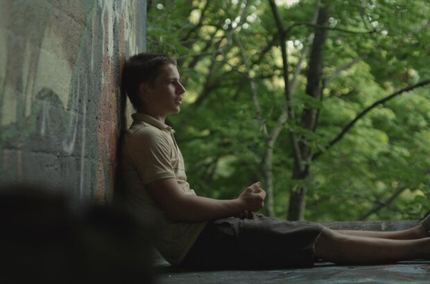 Спрячьте ваши улыбающиеся лица (2013) - фото 5