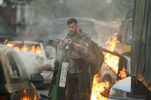 Extraction (2020) - photo 3