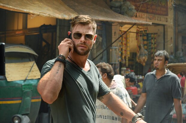 Extraction (2020) - photo 5
