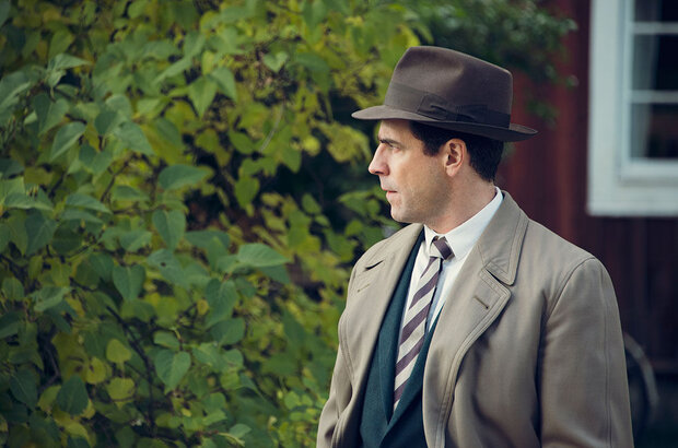 Roses, Kisses and Death (2013) - photo 2