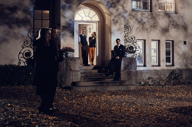 Roses, Kisses and Death (2013) - photo 4