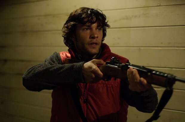 The Thaw (2009) - photo 7