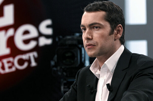 Superstar (2012) - photo 6
