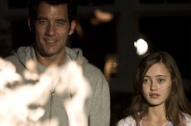 Intruders (2011) - photo 4