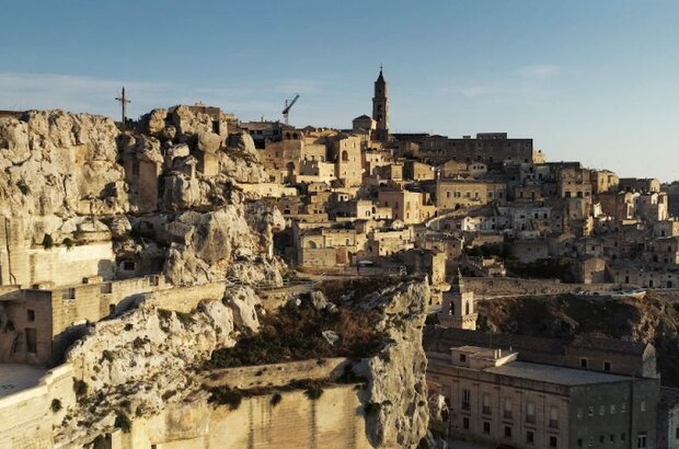Неизвестная Италия. Матера — город из камня (2019) - фото 1