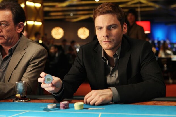 Winning Streak (2012) - photo 3