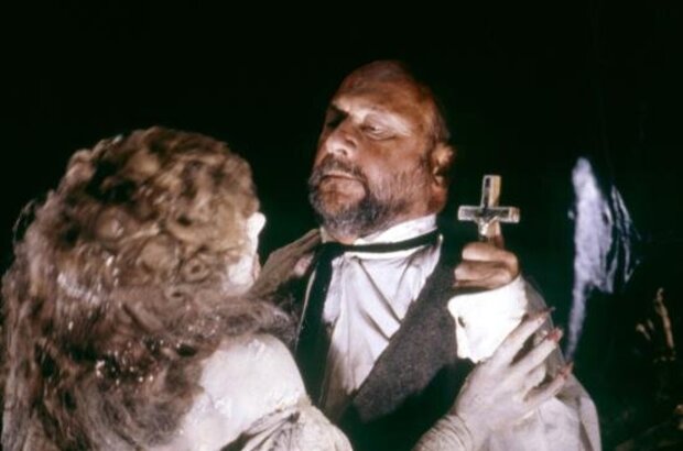 Дракула (1979) - фото 6