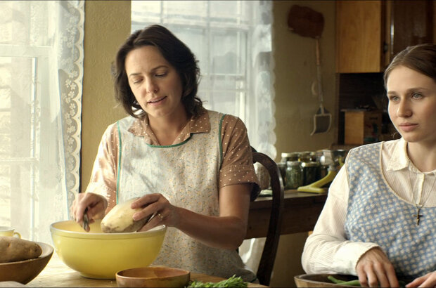 We Still Say Grace (2020) - photo 7